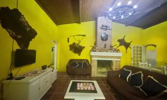 Imagem 3: Chácara à venda em Juquitiba - SP com piscina e lago!