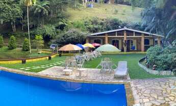 Imagem 2: Chácara à venda em Juquitiba - SP com piscina e lago!