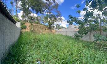Imagem: Terreno à venda em São Lourenço da Serra
