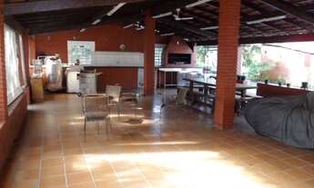 Imagem 5: Chácara em Juquitiba com piscina e lago, excelente localização