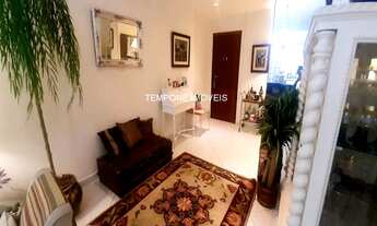 Imagem 7: Praça Saeñs Pena! Lindo imóvel reformado colado ao metrô com vaga!!