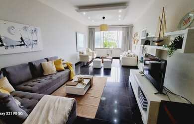 Imagem 5: Quadra da praia Copacabana Posto 4 com vistão mar!!!