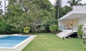 Imagem 2: Casa moderna a venda na Estrada do Coco, 3 Dorms, 1 Suíte com Closet, Piscina Privativa, Á