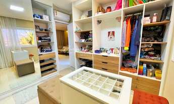 Imagem 4: Casa Duplex com Piscina Privativa e 4 Suítes em Condomínio Reserva BuscaVille