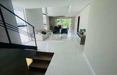 Imagem 4: Casa Lindíssima, semi mobiliada e pronta pra morar, 05 suites, sendo 2 suítes com closet e