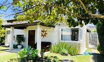 Imagem 2: Térrea com excelente acabamento, 3 suítes, lavabo, quiosque c/ churrasqueira, lavabo, jard