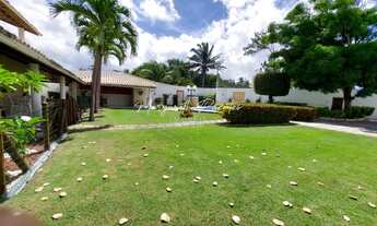 Imagem 2: Casa dentro de condomínio fechado com portaria 24 h, TERRENO c/ 1.208 m2, piscina com área