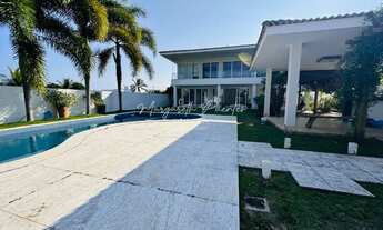 Imagem: Casa 4/4 sendo 3 suítes, 2 com closets