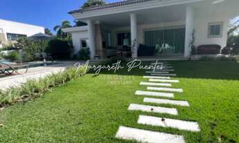 Imagem 5: Casa térrea com 4 suítes, energia solar, piscina mais hidromassagem, varanda c/ churrasque