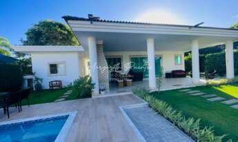 Imagem 7: Casa térrea com 4 suítes, energia solar, piscina mais hidromassagem, varanda c/ churrasque