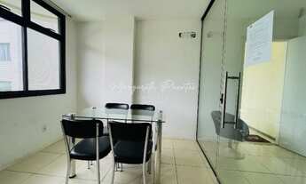 Imagem 4: Cobertura de 1 quarto com varanda, 2 banheiros, prédio com portaria, academia, pastilhado