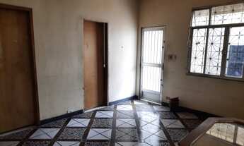 Imagem 6: Prédio com 3 imóveis frente de Rua próximo a Av Dom Helder Câmara