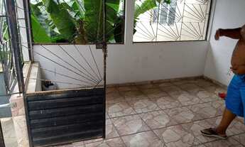 Imagem 2: 2 dormitórios, 1 banheiros, 90M² de Área Construída, 90M² de Área Total