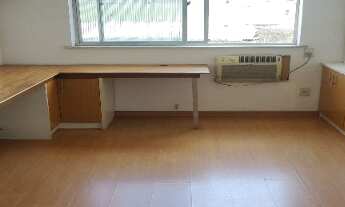 Imagem 6: Apartamento Enorme com muitos Móveis Planejados