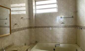 Imagem 2: Independente com Varanda Quintal 4 Quartos e 4 vagas