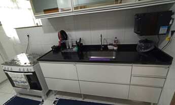 Imagem 6: Apartamento rua Valério em Cascadura. Fino acabamento, piso em porcelanato na sala e quart