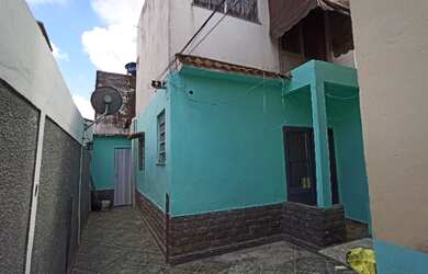 Imagem 4: Rua Curimatã Madureira! Saia do eterno pagamento de CONDOMÍNIO, casa de fundos, pertinho d