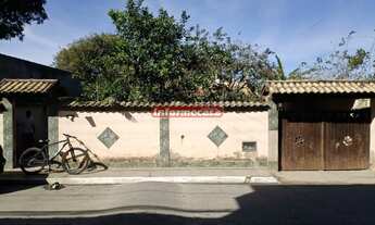 Imagem 3: Casa à venda em Cabo Frio-RJ, bairro Unamar: 2 quartos, 1 suíte, 2 banheiros, 5 vagas, 100