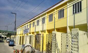 Imagem 2: Casa à Venda em Mesquita-RJ: 2 Quartos, 1 Sala, 2 Banheiros, 1 Vaga de Garagem na Jacuting