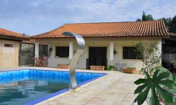 Imagem 2: Casa ampla e confortável, com piscina, no bairro Nova Cananéia - Cananéia - Litoral Sul de