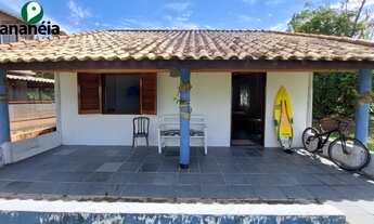 Imagem: Charmosa casa de praia disponível para