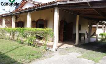 Imagem 2: Casa com 3 dormitórios disponível para venda em Cananéia/SP