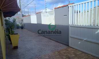 Imagem 2: Casa para venda com 3 dormitórios (1 suíte) no Retiro das Caravelas - Cananéia-SP