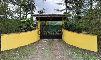 Imagem: Sítio com cachoeira e casa sede com 7 suítes