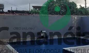 Imagem 4: Casa com 2 dormitórios e piscina para venda no bairro Vila Cabana em Cananéia-SP