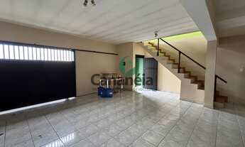 Imagem 7: Harmoniosa casa de frente ao mar à venda em Cananéia-SP, no bairro Porto Cubatão