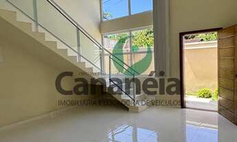 Imagem 4: Maravilhoso e completo sobrado com 3 dormitórios (1 suíte) disponível para venda no Centro