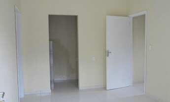 Imagem 6: Imóvel para venda na região central de Cananéia/SP - para moradia e renda - (2 casas com f