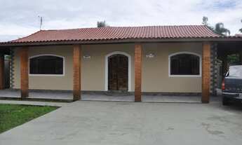 Imagem 5: 4 dormitórios (2 suítes) para venda no Bairro Acaraú em Cananéia/SP