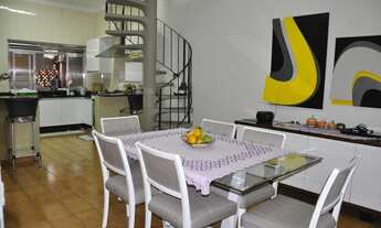 Imagem: Ótimo sobrado, com ponto comercial disponível