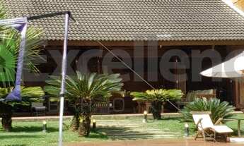 Imagem 2: Projeto, mobiliário e caixilharia do Studio Arthur Casas