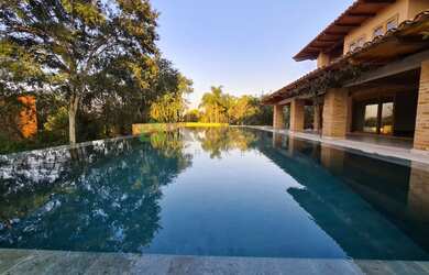 Imagem 2: NOVA, EM ESTILO FAZENDA E ACABAMENTOS NOBRES