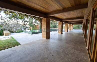 Imagem 7: NOVA, EM ESTILO FAZENDA E ACABAMENTOS NOBRES