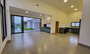 Imagem 2: Casa pequena em condomínio Itu