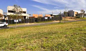 Imagem: Lote Nobre no Condomínio Villas do Golfe