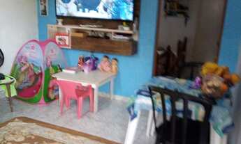 Imagem 7: 5 dormitórios, 2 suíte, 2 vagas na garagem, 160M² de Área Construída