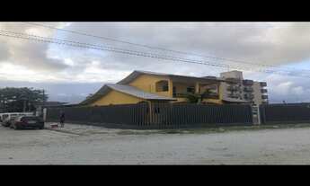 Imagem 4: 5 dormitórios, 2 suíte, 3 banheiro