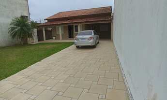 Imagem: 3 dormitórios, 200M² de Área Construída