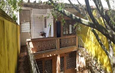 Imagem 4: 6 dormitórios na Rua Cândido Magalhães