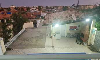 Imagem 2: 3 dormitórios, 2 suíte, 1 banheiros, 4 vagas na garagem, 330M² de Área Construída