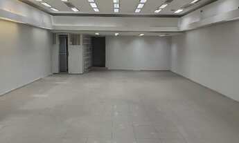 Imagem 3: 210M² de Área Construída na Rua Senador Câmara