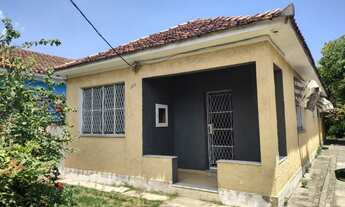 Imagem: 3 dormitórios na Rua Alfredo De Morais