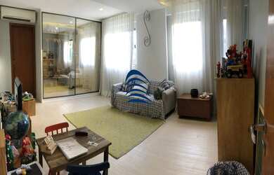 Imagem 3: Casa térrea com 4 suítes em Lauro de Freitas! Closet e banheiro com banheira de hidromas