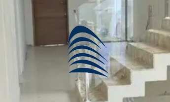 Imagem 2: EXCELENTE CASA EM ABRANTES COM TRÊS SUÍTES E UMA ÓTIMA LOCALIZAÇÃO