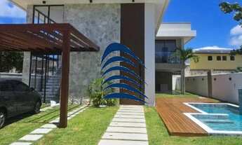 Imagem 4: Casa de Luxo em Guarajuba com 8 Suítes e 320m², Próxima à Praia