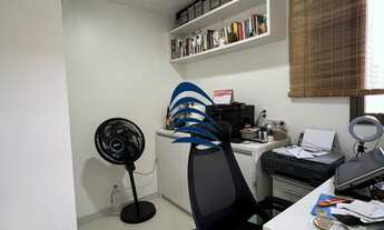 Imagem 3: Apartamento no Alphaville, 79m², 2/4 sendo 1 Suíte, Sanitário Social, Sala, Varanda, Cozin